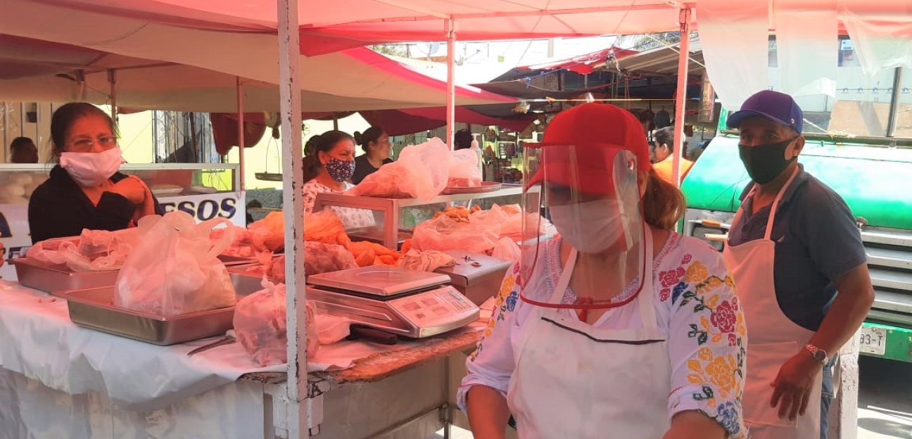 Se vigila cumplimiento de medidas sanitarias en tianguis