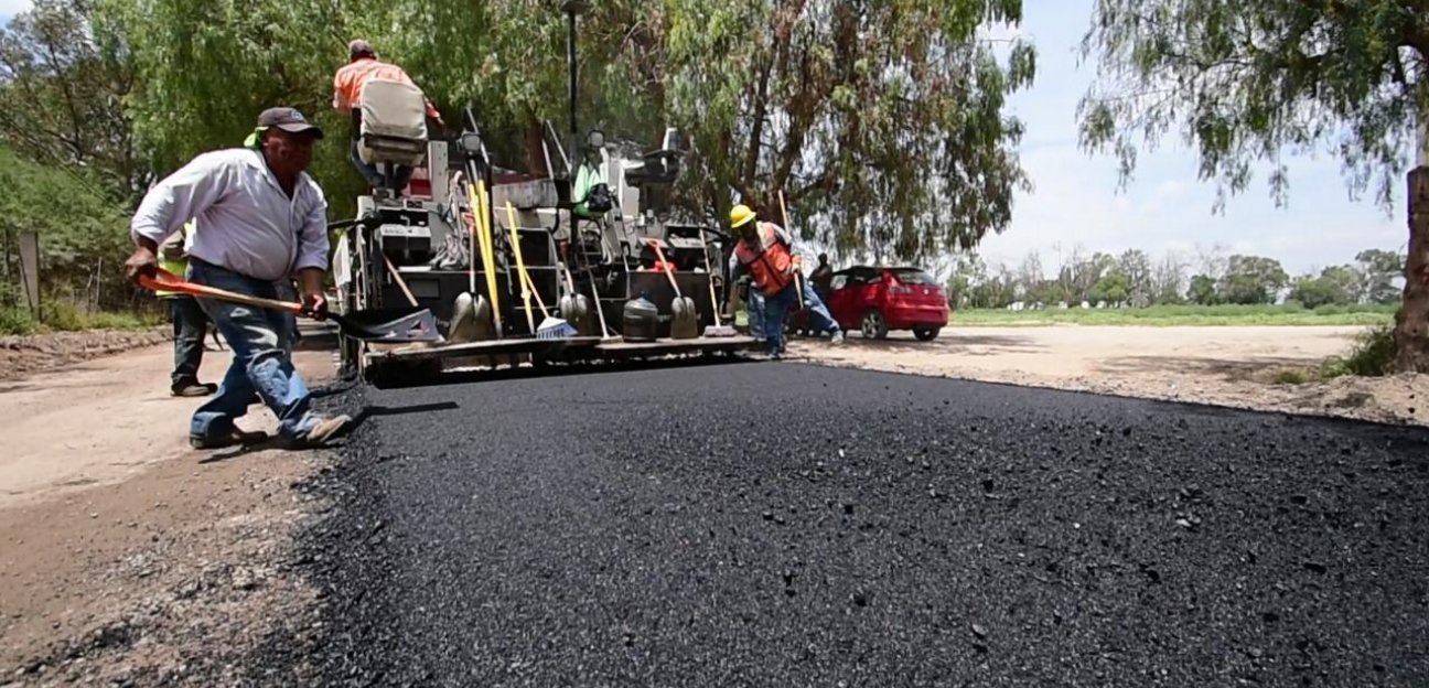 En tiempo récord, alcaldía de Soledad concluirá pavimentación del Camino a Palma de la Cruz