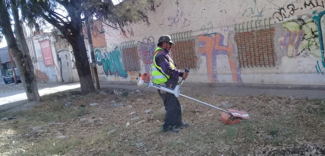 Espacios públicos reciben mantenimiento en atención a reportes ciudadanos