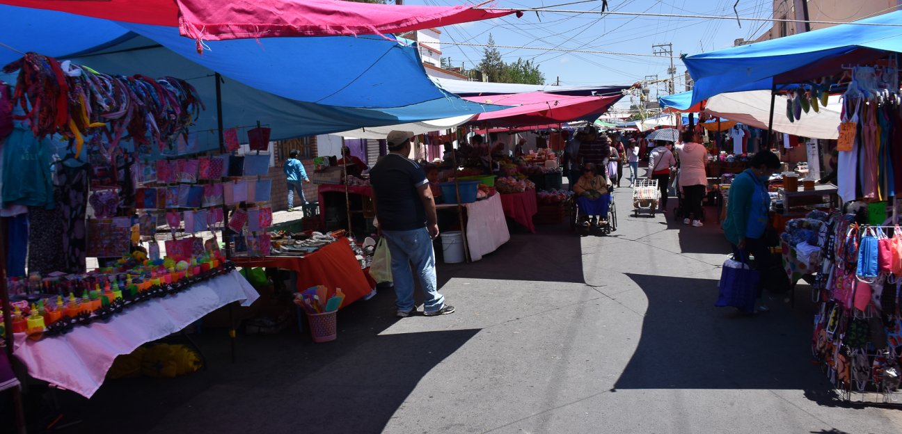 Comerciantes de Soledad acuerdan respetar semáforo amarillo