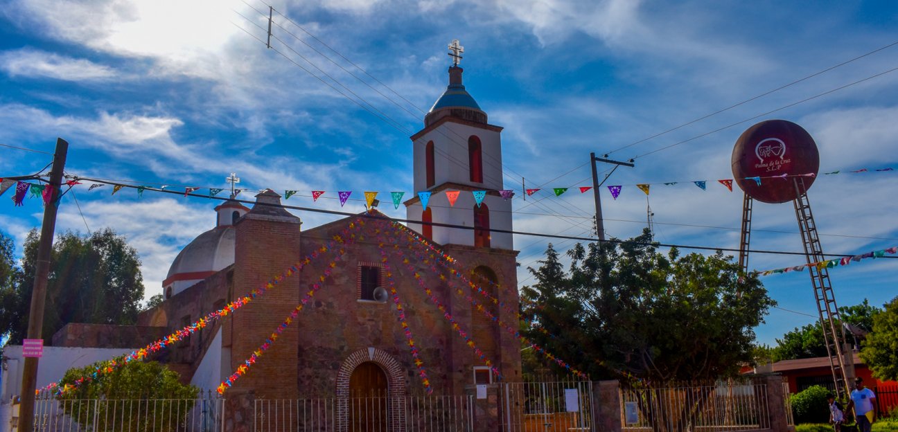 Comunidad de Palma de la Cruz recibió tareas de limpieza y mantenimiento 