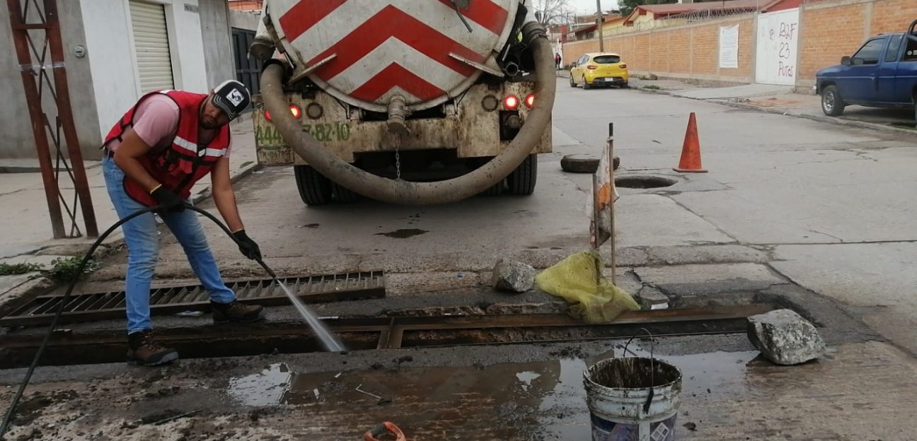 Con el uso del vactor, continúa limpieza de alcantarillas y drenajes en Soledad