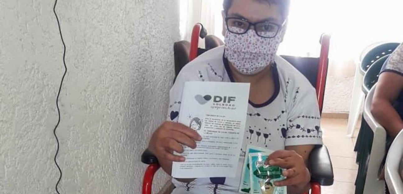 Ayuntamiento de Soledad, dotó periódicamente vales para medicamentos y estudios especializados a la ciudadanía