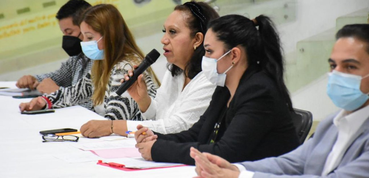 Leonor Noyola pide servir con humildad y eficacia a la ciudadanía