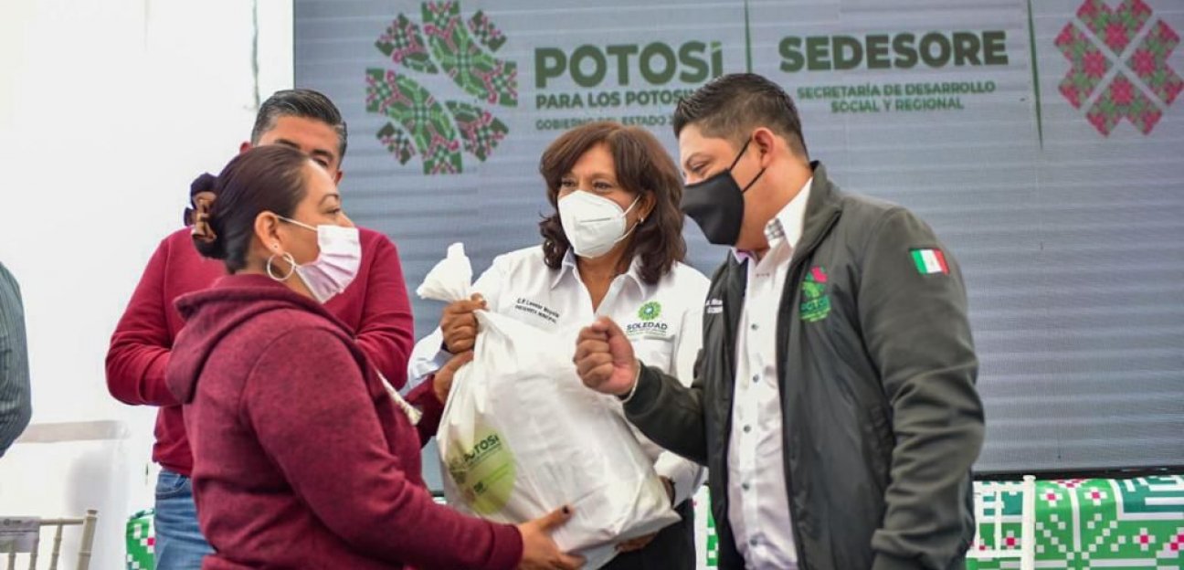 Inicia en Soledad de Graciano Sánchez la entrega de becas alimentarias