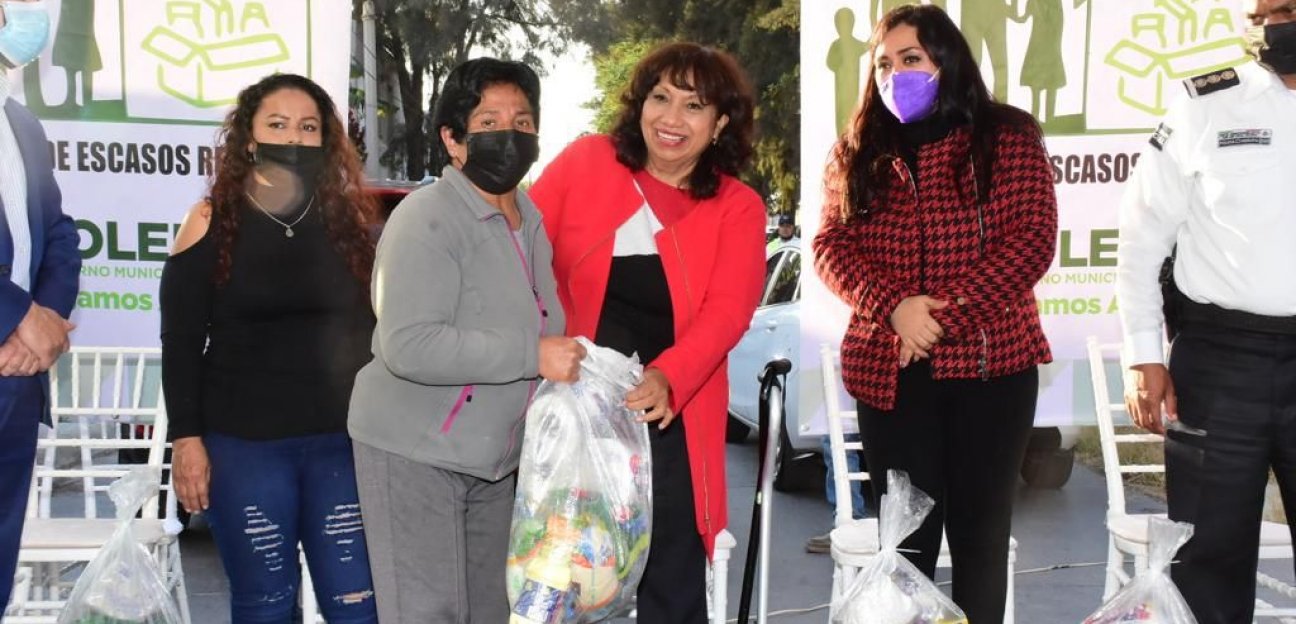 La entrega de apoyos alimentarios a soledenses es un compromiso cumplido que se pactó para los primeros cien días de trabajo de la alcaldesa Leonor Noyola