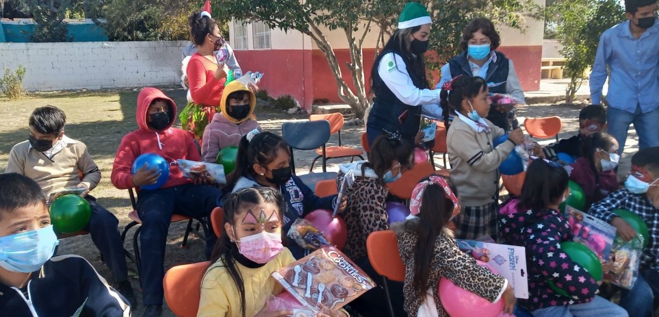 Sistema Municipal DIF de Soledad continúa repartiendo sonrisas en las comunidades