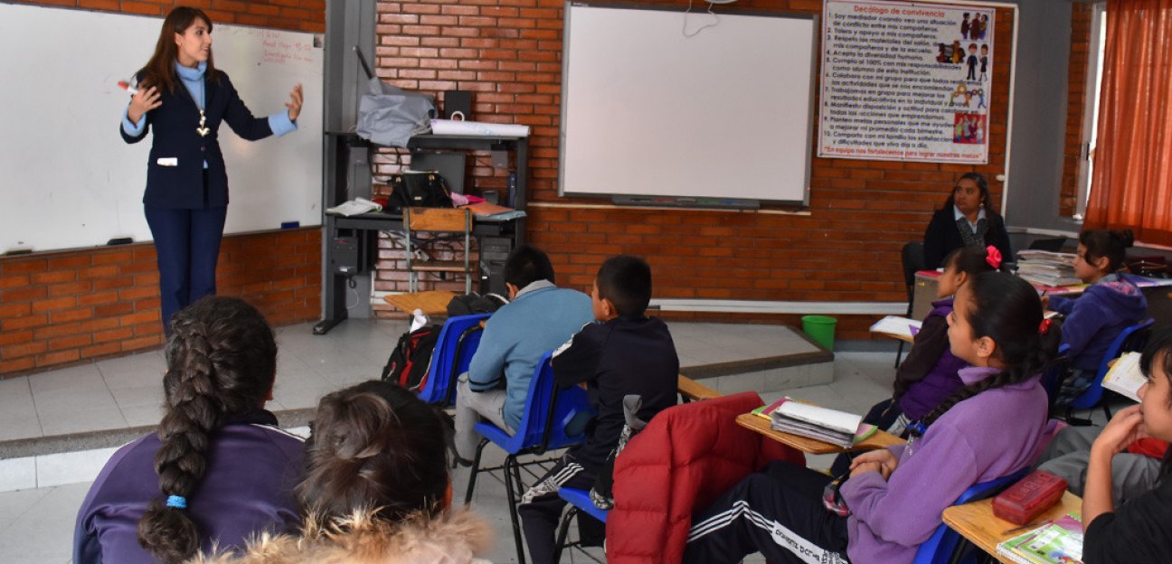 Dirección de Educación y Universidad Pedagógica Nacional firman convenio de colaboración para terminar con el rezago escolar que dejó el aislamiento social