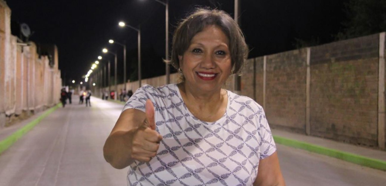 Alcaldesa Leonor Noyola entrega modernas luminarias en avenida camino a San Isidro y avenida Providencia