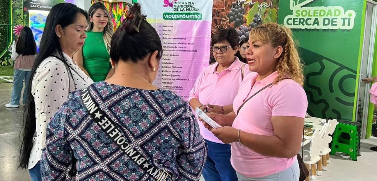 Soledad de G.S cautivó en la Fenapo con un stand que conquistó a visitantes de México y el mundo