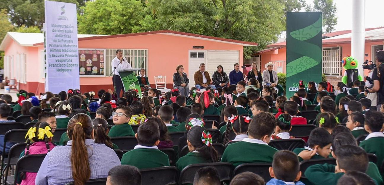 Estas nuevas aulas son un impulso a la preparación de nuestros hijos: madres y padres de familia soledense