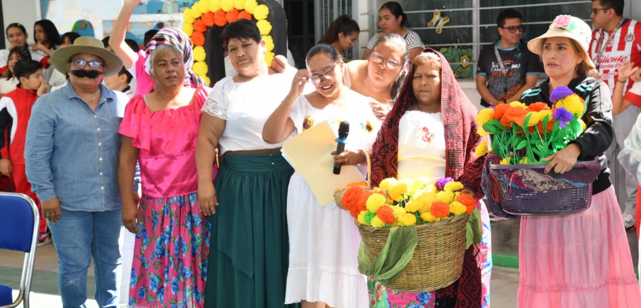 Municipio de Soledad promueve la tradición de Día de Muertos con cuentaleyendas en escuelas