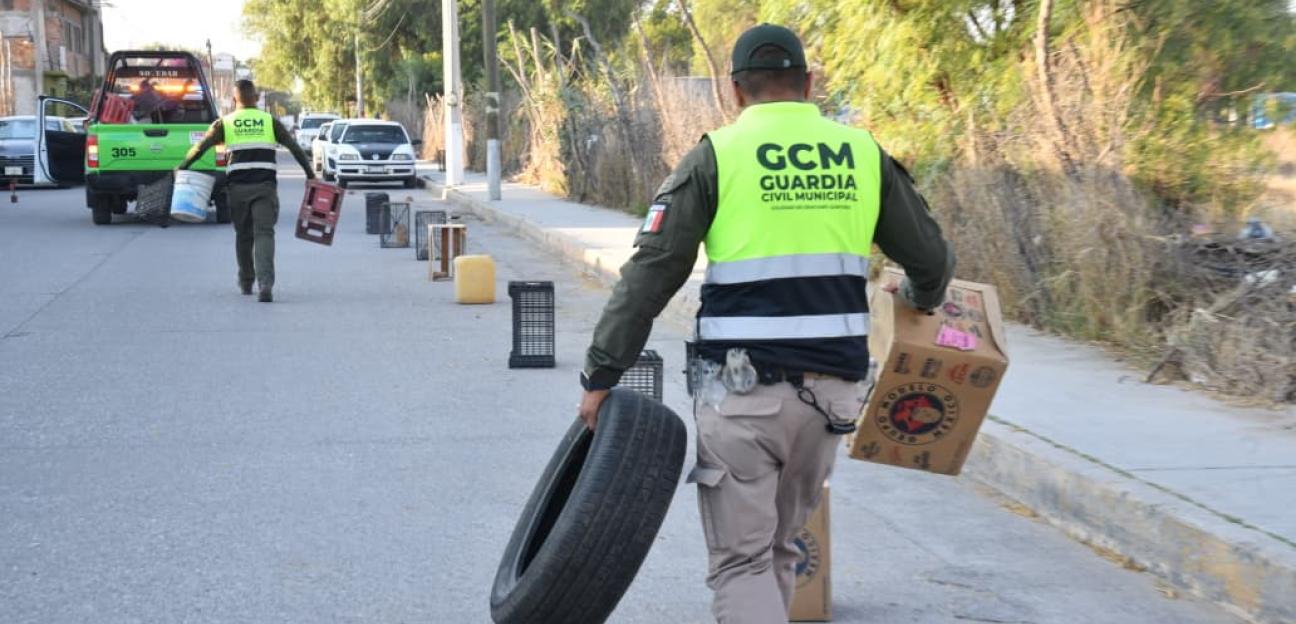 Seguridad Vial de Soledad refuerza dispositivo de retiro de objetivos que apartan espacios en la vía pública