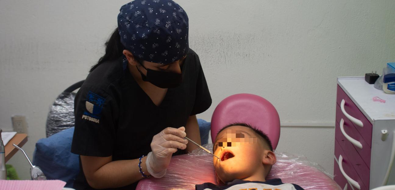 Amplía DIF de Soledad horarios de atención dental para el beneficio de las familias