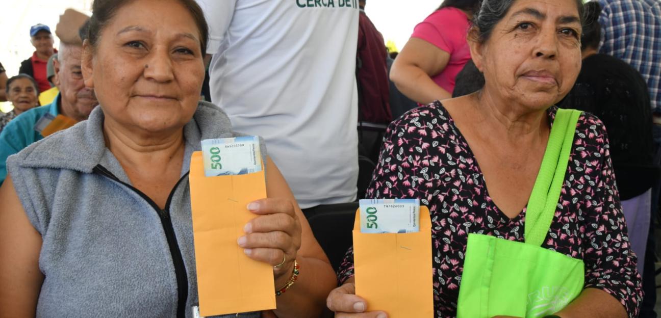 Juan Manuel Navarro reafirma compromiso y apoyo a adultos mayores de Soledad