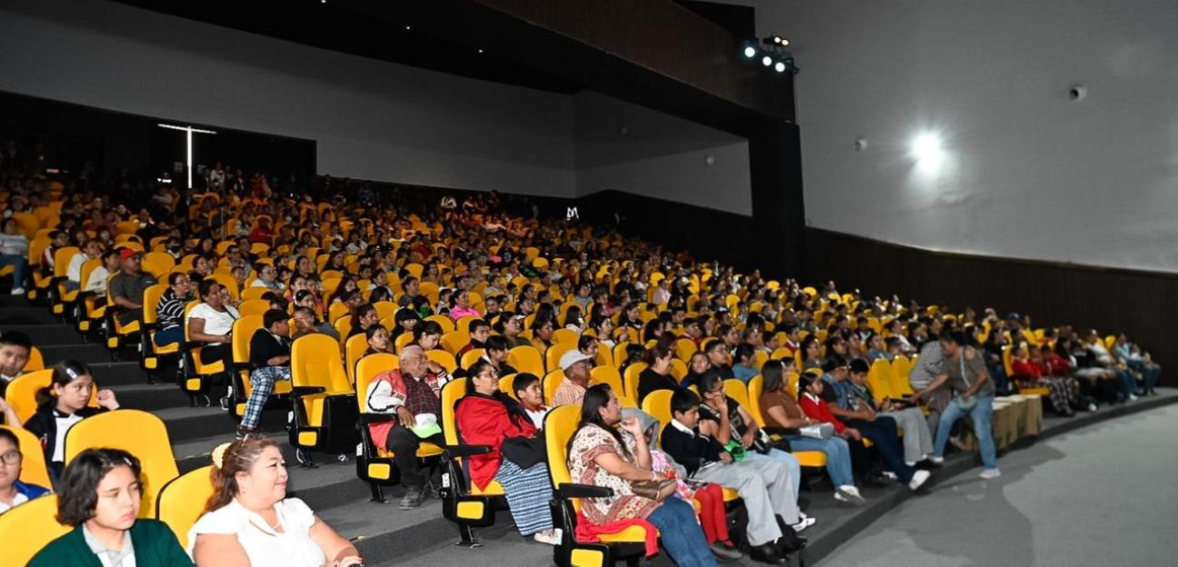 Teatro Doroteo Arango apoya a la educación pública con eventos de fin de cursos